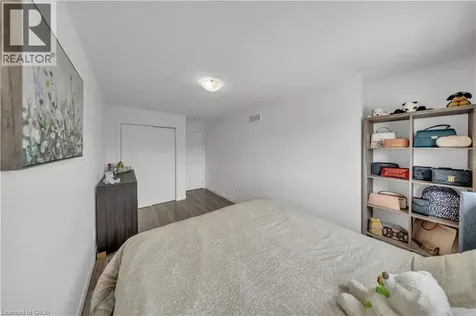 13 Pony Way Kitchener ON N2R 0R8