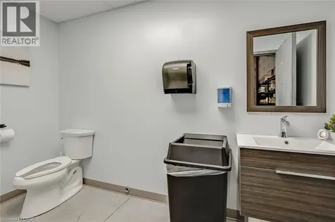 1158 King Road Burlington ON L7T 0C5