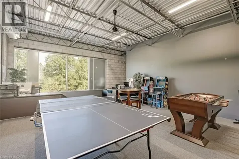 1158 King Road Burlington ON L7T 0C5
