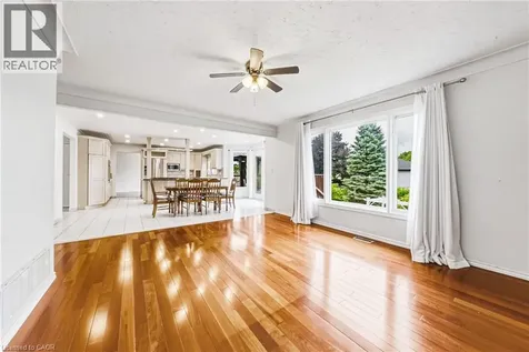 21 Moss Boulevard Dundas ON L9H 6S3