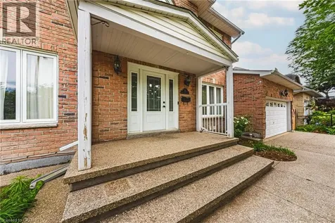 21 Moss Boulevard Dundas ON L9H 6S3