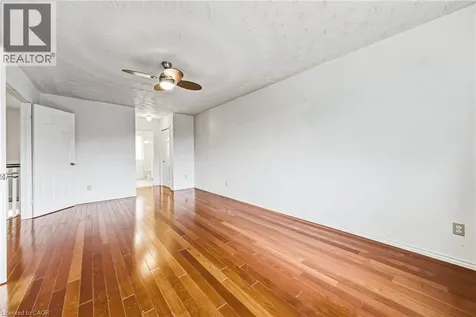 21 Moss Boulevard Dundas ON L9H 6S3
