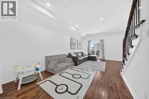115 Willow Lane Grimsby ON L3M 0A7