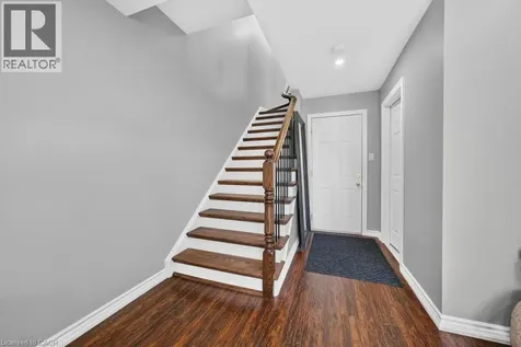 115 Willow Lane Grimsby ON L3M 0A7