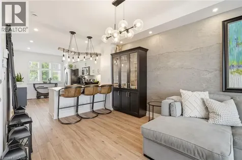 337 Beach Boulevard Hamilton ON L8H 6W4