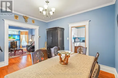 3 Brighton Avenue Brantford ON N3S 1V5