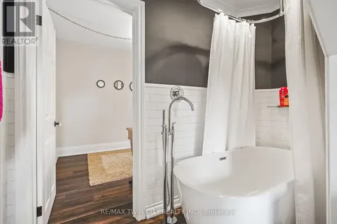 3 Brighton Avenue Brantford ON N3S 1V5