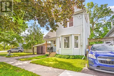 3 Brighton Avenue Brantford ON N3S 1V5