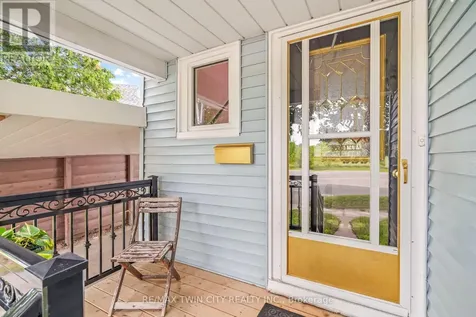 3 Brighton Avenue Brantford ON N3S 1V5
