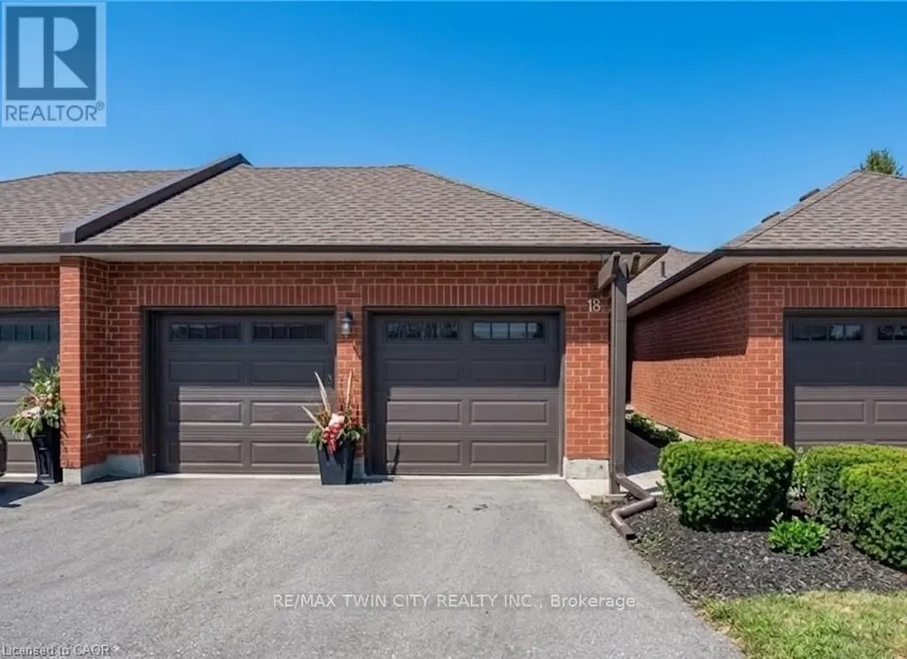 10 Isherwood Avenue Cambridge ON N1R 8L5