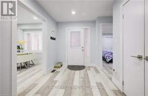 10 Isherwood Avenue Cambridge ON N1R 8L5