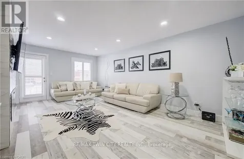 10 Isherwood Avenue Cambridge ON N1R 8L5