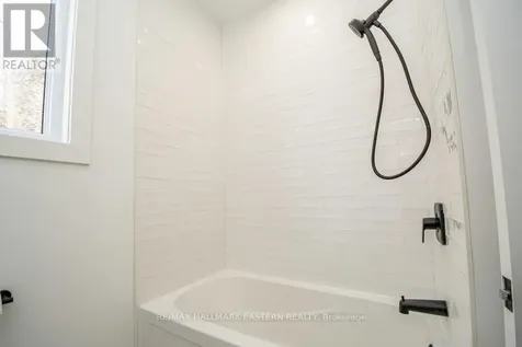 11A Maplewood Court Trent Lakes ON K0L 1J0