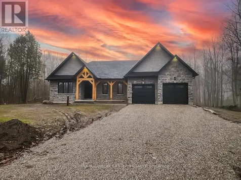 11A Maplewood Court Trent Lakes ON K0L 1J0