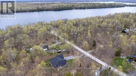 11A Maplewood Court Trent Lakes ON K0L 1J0