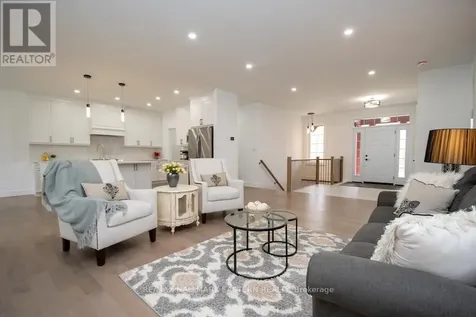 11 Maplewood Court Trent Lakes ON K0L 1J0