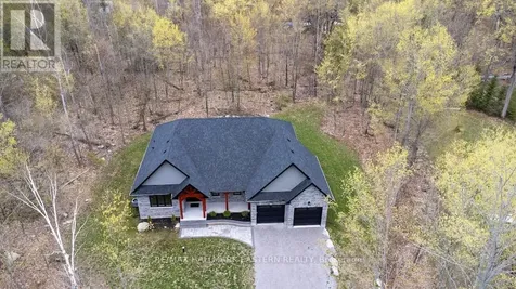11 Maplewood Court Trent Lakes ON K0L 1J0