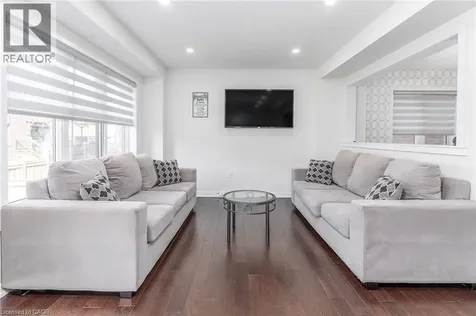32 Hedges Crescent Stoney Creek ON L8J 1X5