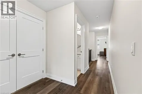 26 Granite Ridge Trail Waterdown ON L8B 1Y4
