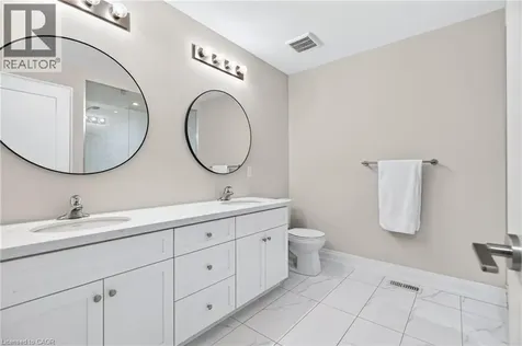 26 Granite Ridge Trail Waterdown ON L8B 1Y4