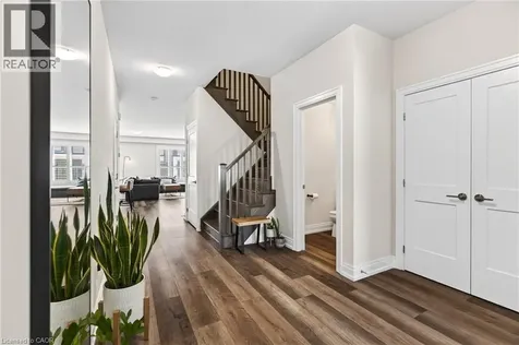 26 Granite Ridge Trail Waterdown ON L8B 1Y4
