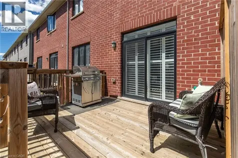 26 Granite Ridge Trail Waterdown ON L8B 1Y4