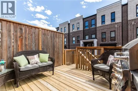 26 Granite Ridge Trail Waterdown ON L8B 1Y4