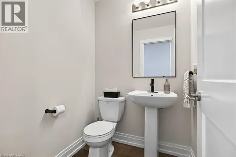 26 Granite Ridge Trail Waterdown ON L8B 1Y4