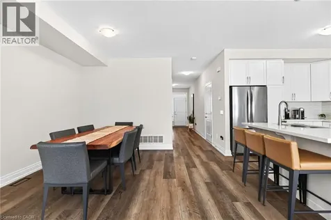 26 Granite Ridge Trail Waterdown ON L8B 1Y4