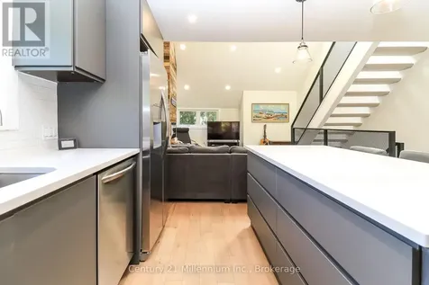 194 Escarpment Crescent Collingwood ON L9Y 5B4