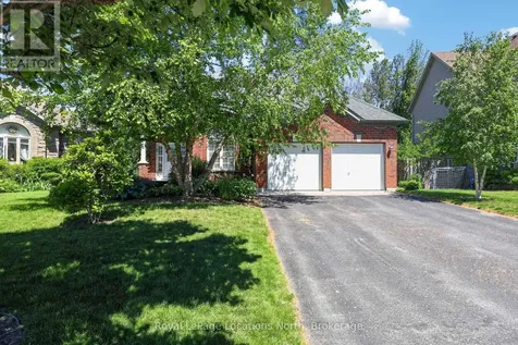 47 Chamberlain Crescent Collingwood ON L9Y 0C9