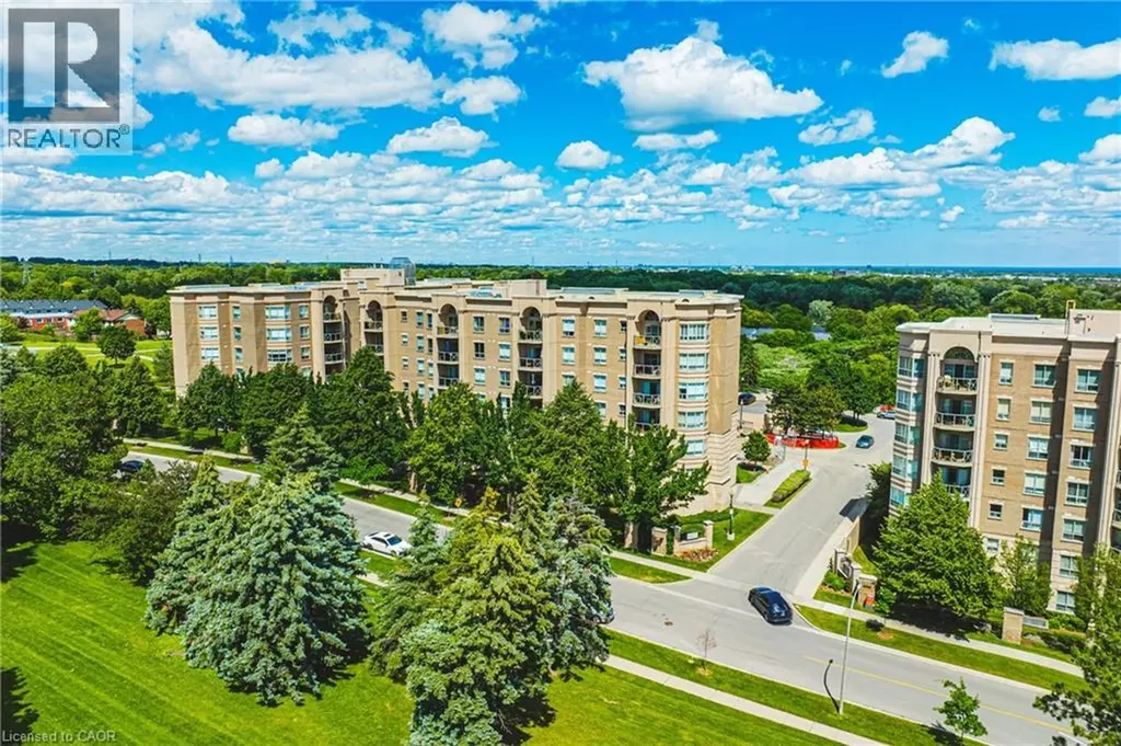 2075 Amherst Heights Drive Burlington ON L7P 5B8
