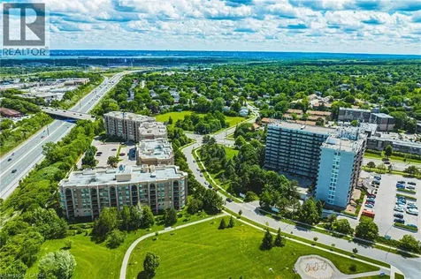 2075 Amherst Heights Drive Burlington ON L7P 5B8