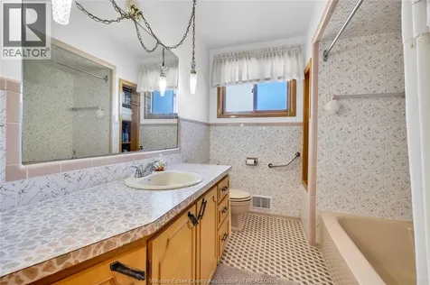 2680 Jos St. Louis Windsor ON N8T 2M6