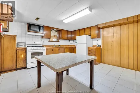 2680 Jos St. Louis Windsor ON N8T 2M6