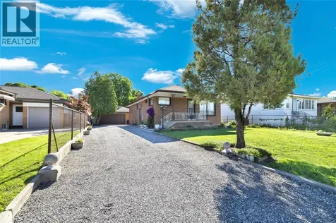 2680 Jos St. Louis Windsor ON N8T 2M6