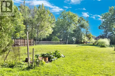 2680 Jos St. Louis Windsor ON N8T 2M6