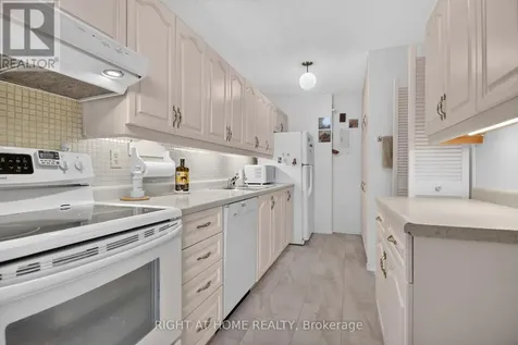 1785 Frobisher Lane Ottawa ON K1G 3T7