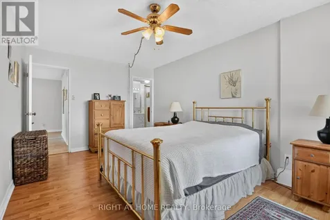 1785 Frobisher Lane Ottawa ON K1G 3T7