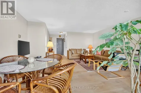 1785 Frobisher Lane Ottawa ON K1G 3T7