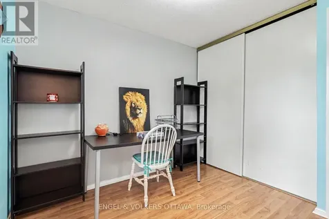 7882 Jeanne D'arc Boulevard Ottawa ON K1C 2B9