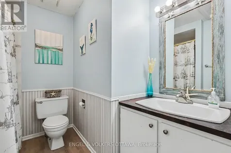 7882 Jeanne D'arc Boulevard Ottawa ON K1C 2B9