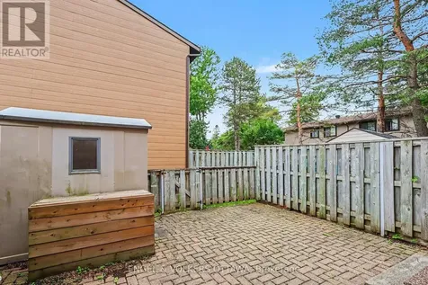 7882 Jeanne D'arc Boulevard Ottawa ON K1C 2B9