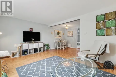 7882 Jeanne D'arc Boulevard Ottawa ON K1C 2B9