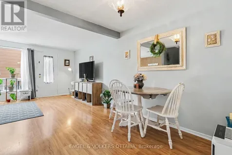 7882 Jeanne D'arc Boulevard Ottawa ON K1C 2B9