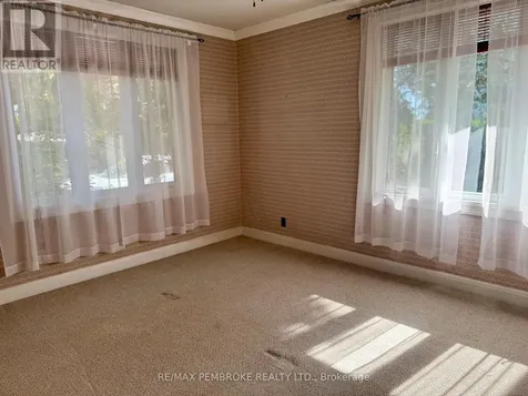474 Fraser Street Pembroke ON K8A 1Y7