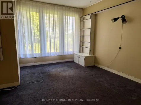 474 Fraser Street Pembroke ON K8A 1Y7