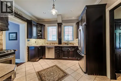138 Water Street South Kitchener ON N2G 1Z5