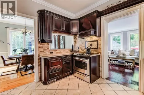 138 Water Street South Kitchener ON N2G 1Z5