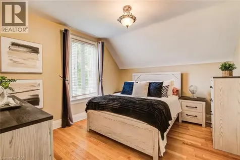 138 Water Street South Kitchener ON N2G 1Z5